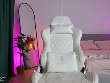 webcam girl emma_land live cam image #7182984