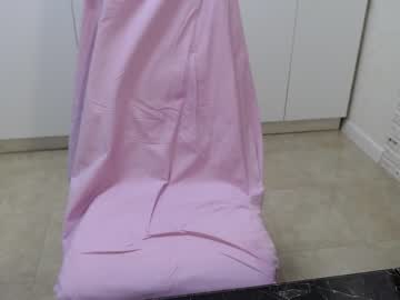 webcam girl mourrdale live cam image #5081603