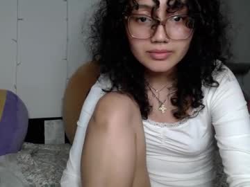 webcam girl miaxrain live cam image #11881840