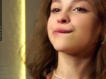 webcam girl a_whole_eternity live cam image #9252721