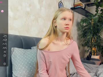webcam girl one_1ove live cam image #11382748