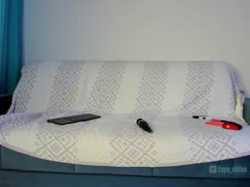 webcam girl chloetaya live cam image #8058298