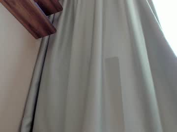 webcam girl melon_mussy live cam image #6700536