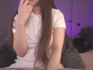 webcam girl alice_kosmos live cam image #11583060