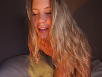 webcam girl my_lina live cam image #921022