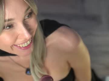 webcam girl arte_adelle live cam image #12872477