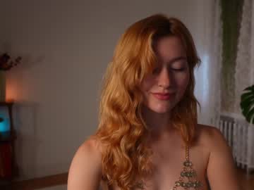 webcam girl alisonrouge live cam image #6706925