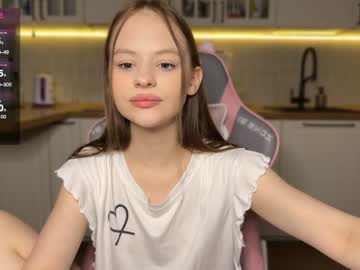 webcam girl sweeety_tweety live cam image #10880223