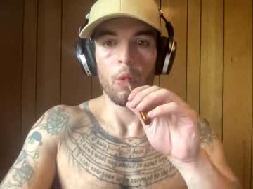 webcam man felonontetherstr8 live cam image #6027695