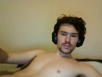 webcam man manwithaweapon live cam image #362914