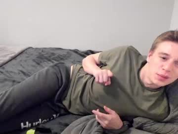 webcam man collegeboiaz live cam image #9091109