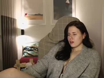 webcam girl girl_u_never_met live cam image #12756762