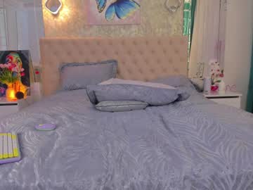 webcam girl sweety_rinushka_ live cam image #6350531