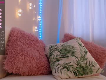 webcam girl alice_lady2020 live cam image #7800439