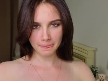 webcam girl enricaelis live cam image #13000376