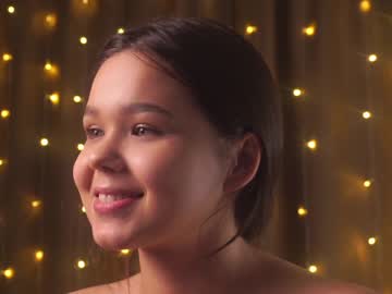 webcam girl helenmoors live cam image #5904167