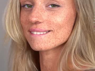 webcam girl artease live cam image #9864463