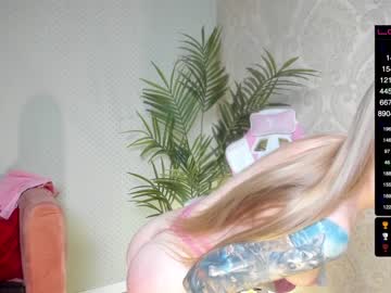 webcam girl lili_01 live cam image #4290214