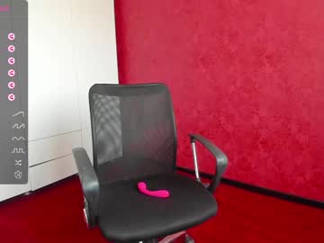 webcam girl emilymilf__ live cam image #6804818