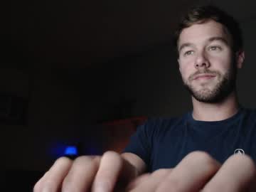 webcam man coffeelounge live cam image #3441758