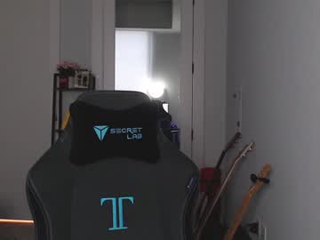 webcam man ironthud live cam image #2656766