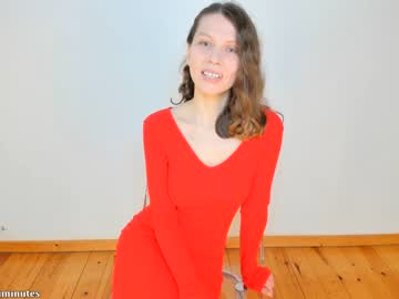 webcam girl giveyouelevenminutes live cam image #5193193