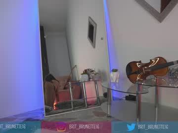 webcam girl camilitasu live cam image #6391379