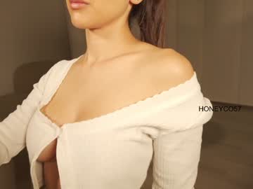 webcam girl honeyco57 live cam image #12972388