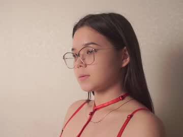 webcam girl helenmoors live cam image #5389791