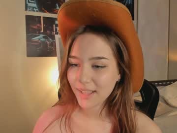 webcam girl tate_west live cam image #9802102