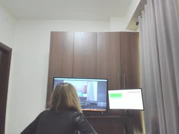 webcam girl sensualbae_seduction live cam image #1586971