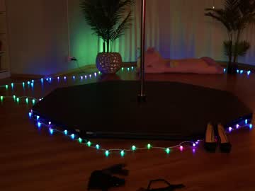 webcam girl kittycaitlin live cam image #8150477