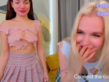 webcam couple shy_dolls live cam image #4447301