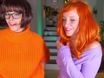 webcam girl juicyandthepussyblvd live cam image #4045939