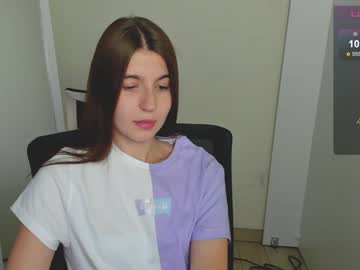 webcam girl stacy_cy live cam image #10275242