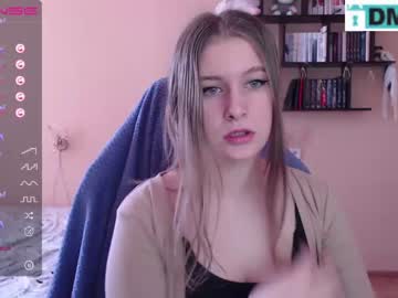 webcam girl minnie_olson_ live cam image #4963353