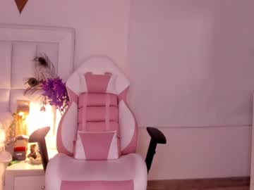 webcam girl scarlett__baker live cam image #176436