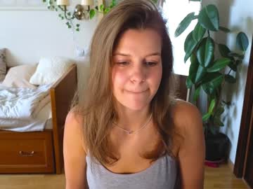 webcam girl eli_sun live cam image #12571871