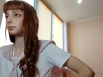 webcam girl lit1le_kitty_ live cam image #2411069