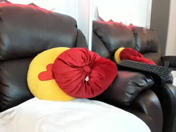 webcam girl hotfallingdevil live cam image #583901