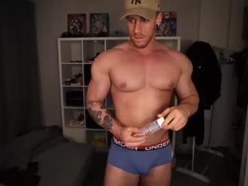 webcam man iamfrankk live cam image #475684