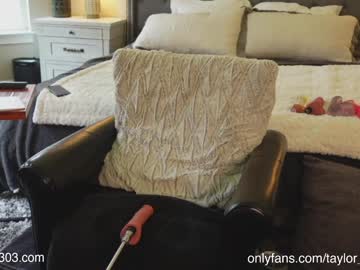 webcam girl taylor_love_303 live cam image #2978828