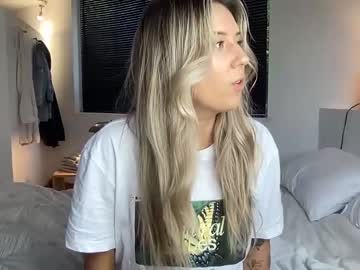 webcam girl theresasugartits live cam image #6971713