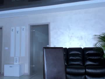 webcam girl ingridblondy94 live cam image #8357405
