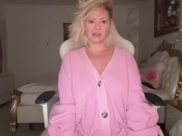 webcam girl kiradivine live cam image #10902694