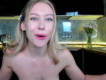 webcam girl aleksa_cutie live cam image #11059740