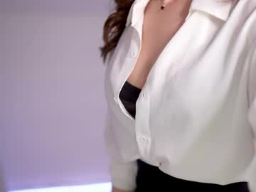 webcam girl silent_chill live cam image #12698410