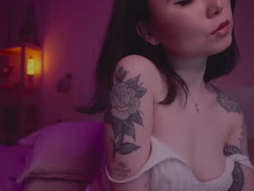 webcam girl lu_blu live cam image #1128510
