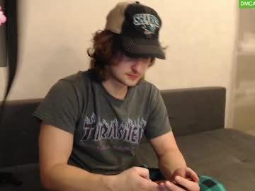 webcam man gotham_raven1 live cam image #11416377