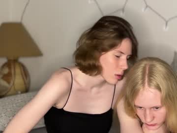 webcam couple wendyoliver live cam image #9677137